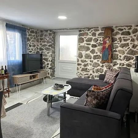 Lovely In Litoxoro *